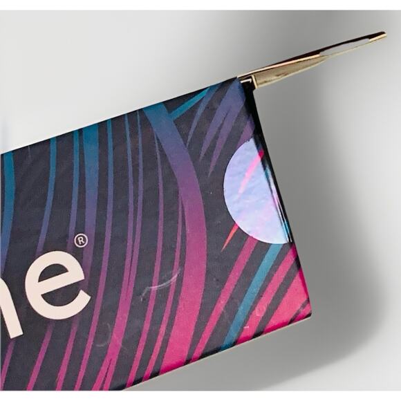 Plus One Vibrating on-the-go Travel Wand, 10 Vibration Modes And Waterproof NIB - Picture 5 of 5